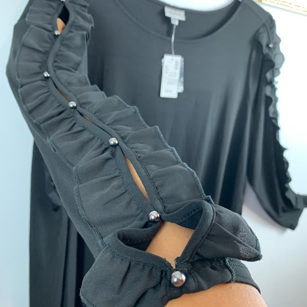 AVENUE BLACK DRESS-SIZE 26-28